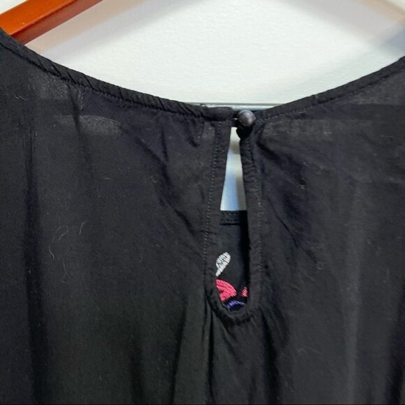 FOREVER 21 Floral Embroidered Tunic Top Size Small Bohemian - Picture 5 of 8